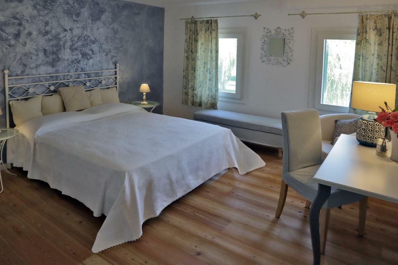 La Fonte Bed and Breakfast Fontanafredda Eksteriør billede