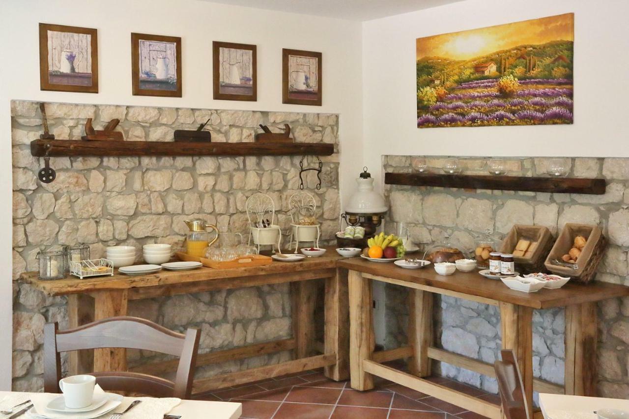 La Fonte Bed and Breakfast Fontanafredda Eksteriør billede